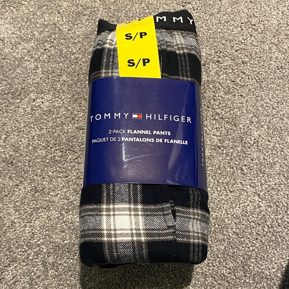 Tommy Hilfiger Plaid Flannel Pants - Black and White. 2 pairs pack new in pack